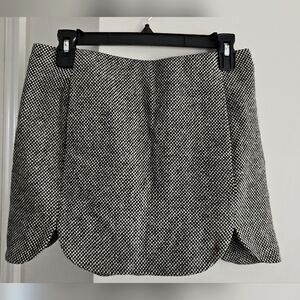 Armani Exchange Sz.6 Fits 2/4 Tulip Hem Black/ White Lined Mini Skirt W/ Pockets